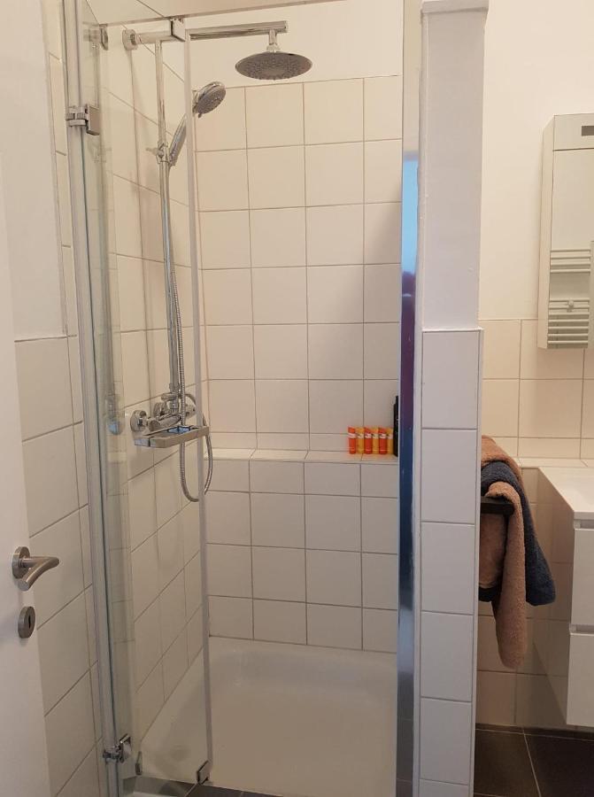 Al In Den Aap Gelogeerd? Apartment Mechelen Exterior foto